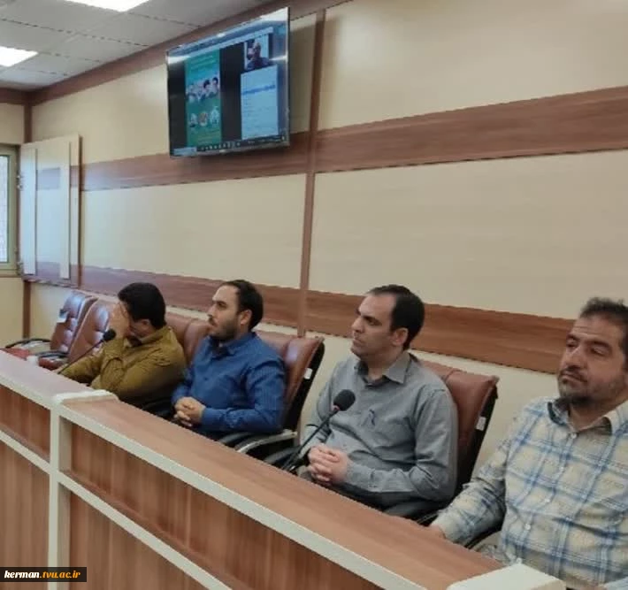 به همت کانون بسیج اساتید دانشگاه فنی و حرفه ای استان کرمان برگزار شد:
وبینار شهدای راه خدمت 2