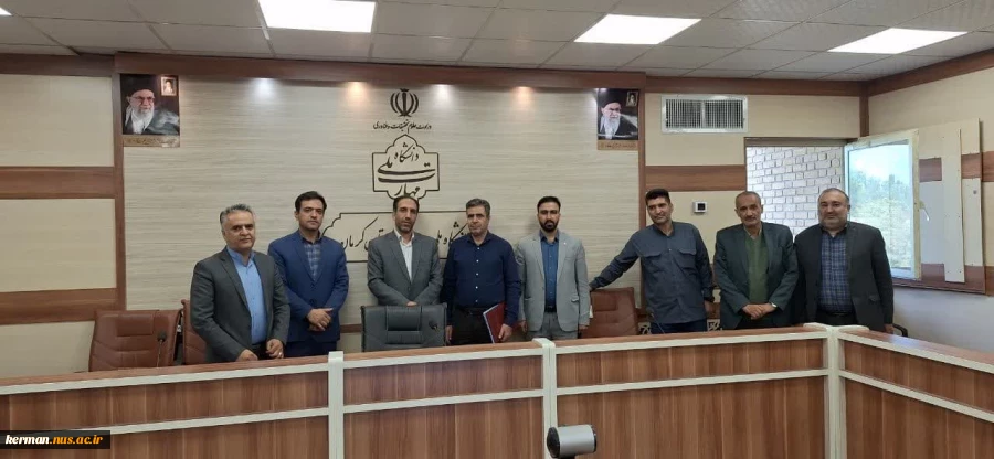 سرپرست دانشگاه ملی مهارت واحد استان کرمان:
نقش کلیدی و جایگاه بسیج در جامعه بسیار با اهمیت است 2
