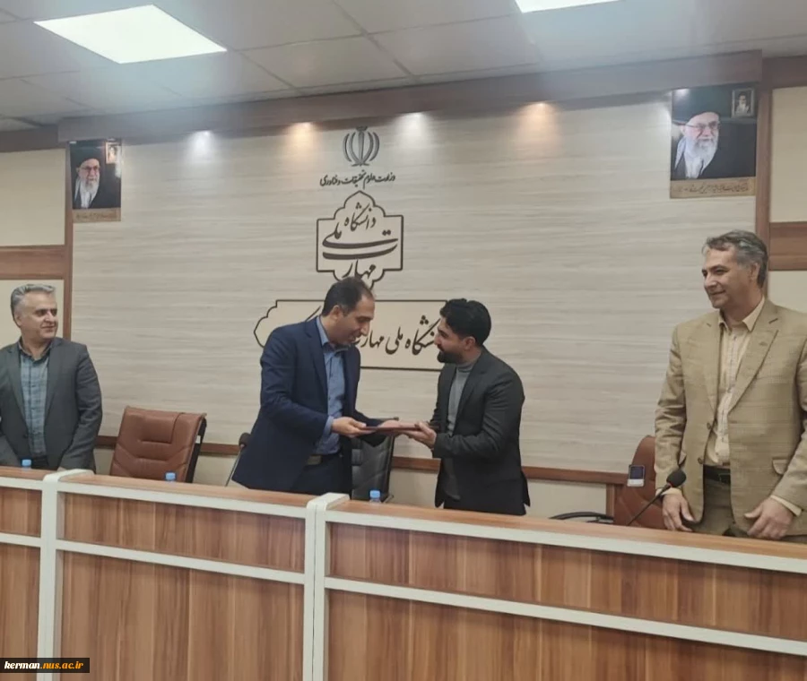 جشن میلاد فرخنده امام علی (ع) و گرامیداشت روز پدر در دانشگاه ملی مهارت واحد استان کرمان برگزار شد 2
