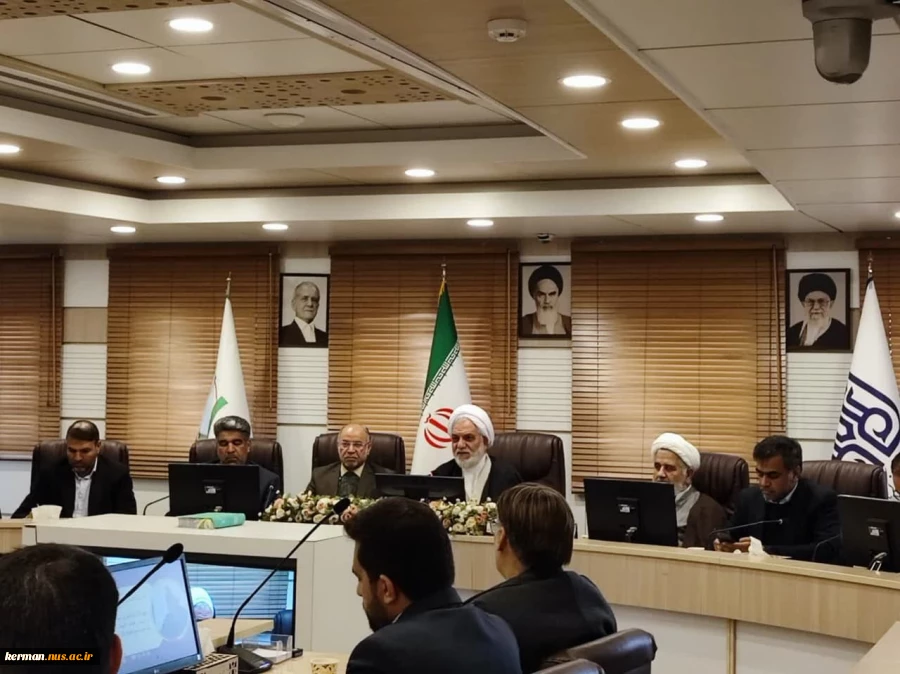 حضور دکتر حسین قاضی‌زاه؛ سرپرست دانشگاه ملی مهارت واحد استان کرمان و جمعی از اساتید بسیجی دانشگاه  در همایش بزرگداشت روز غزه 3