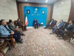 رئیس دانشگاه ملی مهارت در دیدار  با استاندار کرمان مطرح نمود:
سرفصل دروس دانشگاه ملی مهارت  با حضور نمایندگانی از بخش صنعت در شورای گسترش و برنامه ریزی این دانشگاه تدوین و تصویب می گردد. 2