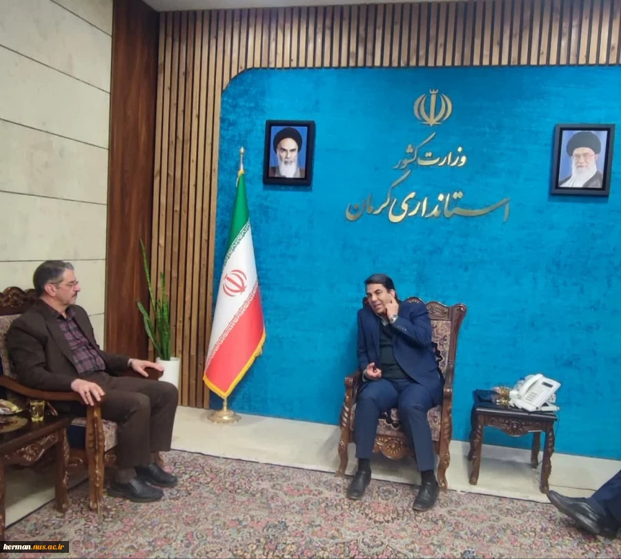 رئیس دانشگاه ملی مهارت در دیدار  با استاندار کرمان مطرح نمود:
سرفصل دروس دانشگاه ملی مهارت  با حضور نمایندگانی از بخش صنعت در شورای گسترش و برنامه ریزی این دانشگاه تدوین و تصویب می گردد. 2