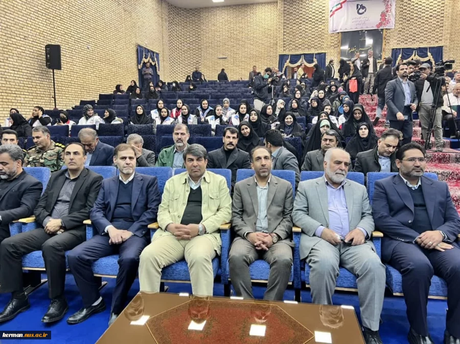 با حضور امام جمعه و نماینده ولی فقیه در استان کرمان، استاندار کرمان و سرپرست معاونت فرهنگی و دانشجویی   دانشگاه ملی مهارت:
غرس نهال به مناسبت هفته منابع طبیعی و روز درختکاری؛
در دانشگاه ملی مهارت واحد استان کرمان 2