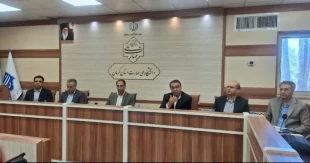 رئیس دانشگاه ملی مهارت واحد استانی کرمان مدیریت فضای روانی جامعه، محیط خانه و محل کار را از الزامات عبور موفق از مرحله بحران دانست. 2