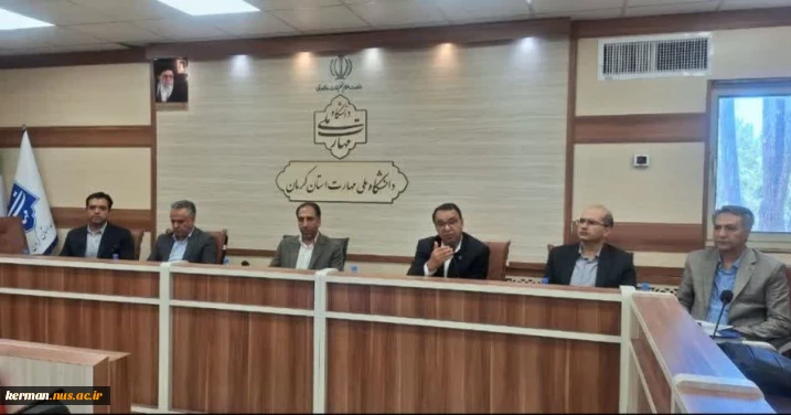 رئیس دانشگاه ملی مهارت واحد استانی کرمان مدیریت فضای روانی جامعه، محیط خانه و محل کار را، الزامات عبور موفق از مرحله بحران دانست.