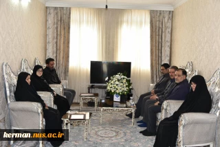 دیدار سخنگوی دولت و رئیس دانشگاه ملی مهارت با خانواده شهید زهرا چوبینی