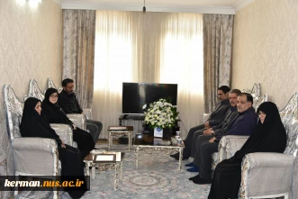 دیدار سخنگوی دولت و رئیس دانشگاه ملی مهارت با خانواده شهید زهرا چوبینی