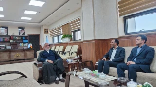 در دیدار صمیمانه رئیس دانشگاه ملی مهارت واحد استان کرمان با رئیس کل دادگستری استان کرمان:
ظرفیت‌های آموزشی، کارگاهی و آزمایشگاهی دانشگاه ملی مهارت واحد استان کرمان و برنامه های آموزش‌های آزاد و خاص این دانشگاه تشریح شد.