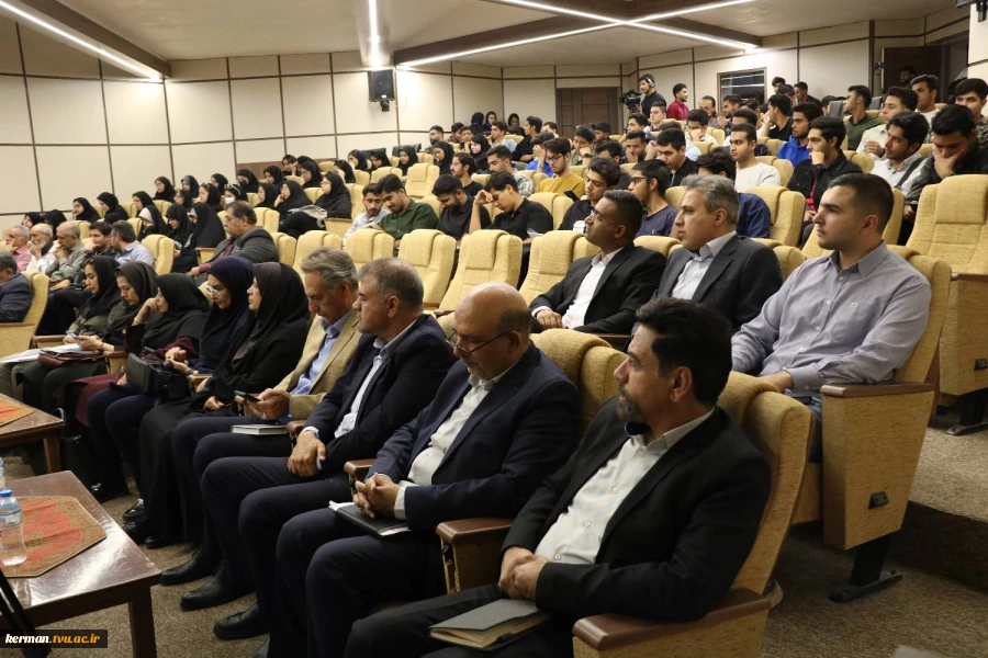 رئیس دانشگاه ملی مهارت واحد استانی کرمان در آئین اختتامیه چهارمین کنفرانس ملی فن آوری بومی در عمران و معماری خبر داد:
 پذیرش ۴۹ مقاله در چهارمین کنفرانس ملی فناوری بومی در عمران و معماری 
 2