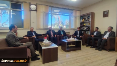 نشست مشترک رئیس دانشگاه ملی مهارت واحد استانی کرمان با  شهردار منطقه ۳