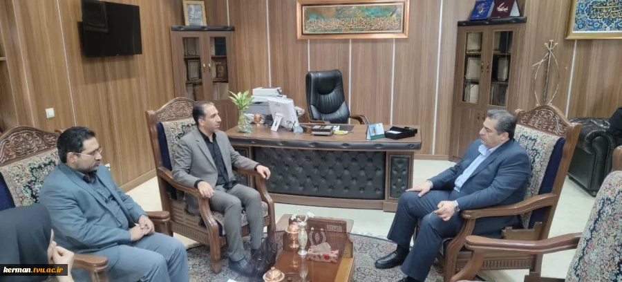 با محوریت پیگیری طرح مسکن ملی دانشگاهیان ملی مهارت واحد استانی کرمان و با حضور معاونت فرهنگی و دانشجویی دانشگاه ملی مهارت برگزار شد:
 نشست مسکن ملی دانشگاهیان ملی مهارت واحد استانی کرمان 2