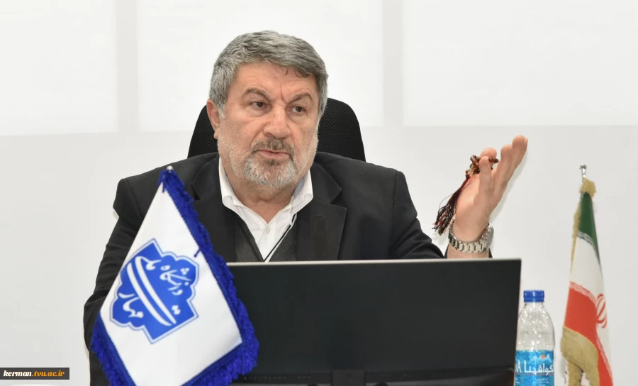 دکتر حضرتی در نشست تخصصی مدیران روابط عمومی دانشگاه ملی مهارت:
فارغ التحصیل دانشگاه ملی مهارت باید پرچم‌دار مهارت باشد. 2