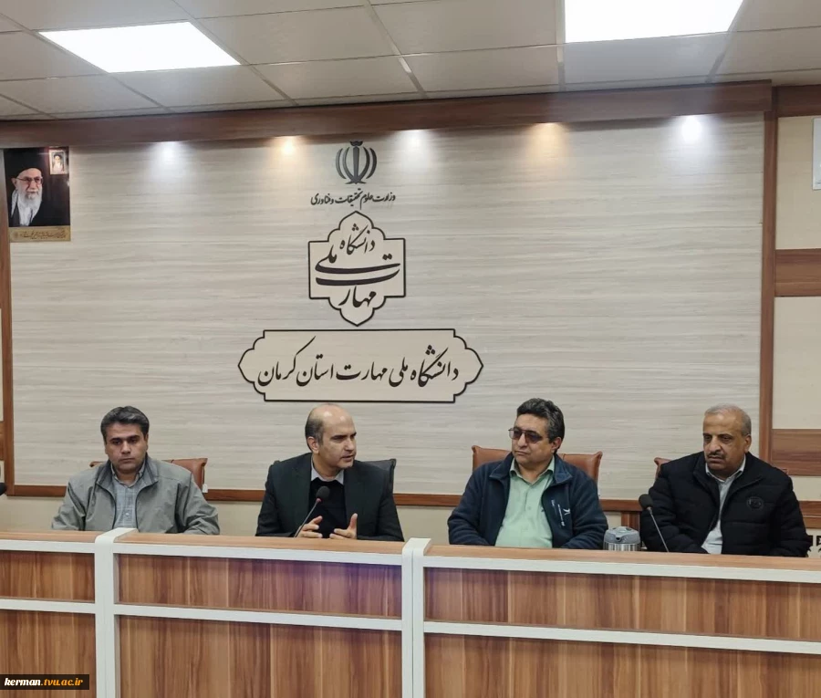معاونت پژوهش و فناوری دانشگاه ملی مهارت واحد استانی کرمان: 
دانشگاه ملی مهارت واحد استانی کرمان با جذب ۷۱ درصد فارغ‌التحصیلان در بازار کار، در صدر کشور قرار گرفت. 2
