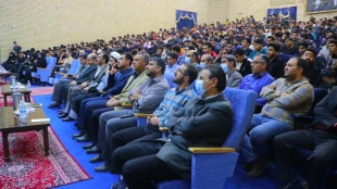 رئیس دانشگاه ملی مهارت واحد استانی کرمان در آئین بزرگداشت روز دانشجو عنوان کرد :
 دانشجویان آینده سازان و نقش آفرینان فردای کشورند / درخشش دانشکده شهید چمران کرمان در بین ۱۸۳ مرکز ملی مهارت 2