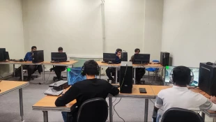 آغاز مسابقات Last Shot در دانشکده شهید چمران کرمان 5