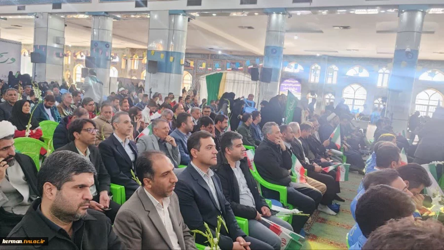 همزمان با سالروز ورود حضرت امام (ره) به میهن اسلامی:
مراسم بزرگداشت 12 بهمن در دیار مقاومت، برگزار شد 2