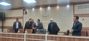 در آستانه چهل و هفتمین بهار پیروزی انقلاب اسلامی برگزار شد:
جشن گرامیداشت ایام ا... دهه فجر 5