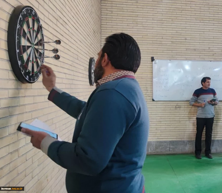 در آستانه چهل و هفتمین سالگرد پیروز انقلاب اسلامی و به مناسبت گرامیداشت ایام الله دهه فجر، برگزار شد:
مسابقات دارت کارکنان دانشگاه ملی مهارت واحد استانی کرمان  2