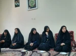 با حضور درمنزل شهید اقتدار:
دیدار رئیس واحد استانی کرمان و  جمعی از مسئولان دانشگاه با خانواده شهید محمد مهدی حسینخانی 2
