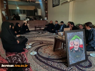 دیدار معاون فرهنگی و دانشجویی دانشگاه ملی مهارت با خانواده شهید اقتدار محمد مهدی حسینخانی" 3