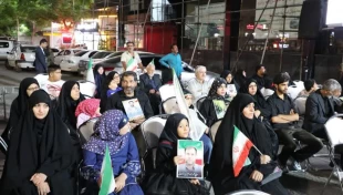 در پنجاه و هشتمین شب از  شب‌های حماسی:
حضور دانشگاهیان واحد استانی کرمان در اجتماع پرشور دانشگاهیان دیار کریمان به منظور گرامیداشت دهه کرامت و تجدید میثاق با ولایت 2