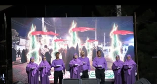در پنجاه و هشتمین شب از  شب‌های حماسی:
حضور دانشگاهیان واحد استانی کرمان در اجتماع پرشور دانشگاهیان دیار کریمان به منظور گرامیداشت دهه کرامت و تجدید میثاق با ولایت 2