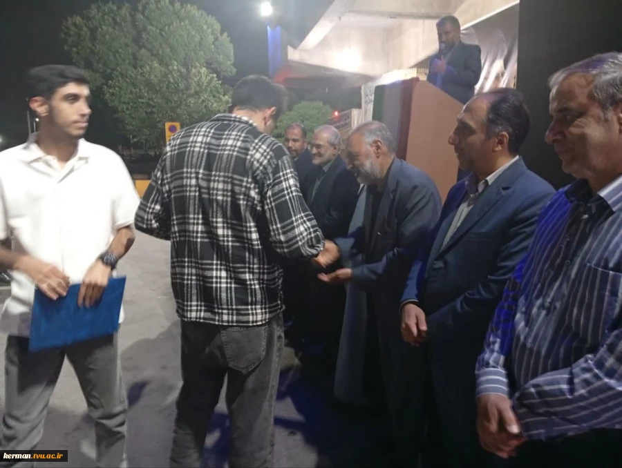 حضور دانشگاهیان ملی مهارت واحد استانی کرمان در مراسم گرامیداشت دومین سالگرد شهادت شهید جمهور و شهدای خدمت 3