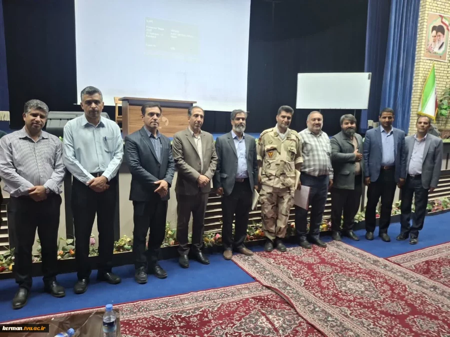 با حضور رئیس واحد استانی کرمان، فرمانده و جانشین حوزه بسیج شهید چمران ادارات شهرستان کرمان برگزار شد:
 کارگاه آموزشی اسلحه‌ شناسی 3