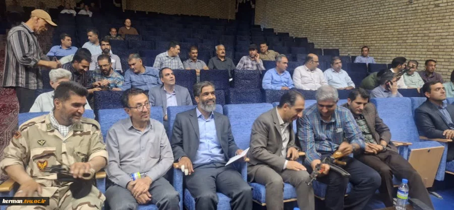 با حضور رئیس واحد استانی کرمان، فرمانده و جانشین حوزه بسیج شهید چمران ادارات شهرستان کرمان برگزار شد:
 کارگاه آموزشی اسلحه‌ شناسی 2