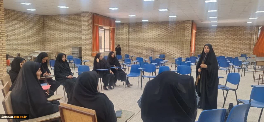 با حضور رئیس واحد استانی کرمان، فرمانده و جانشین حوزه بسیج شهید چمران ادارات شهرستان کرمان برگزار شد:
 کارگاه آموزشی اسلحه‌ شناسی 2
