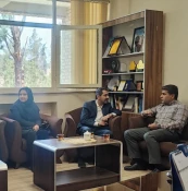 در راستای استفاده بهینه از ظرفیت‌های استان کرمان برای توسعه اشتغال مهارت‌محور و گسترش آموزش‌های مهارتی صورت پذیرفت:
نشست مشترک رئیس واحد استانی کرمان با مدیرکل آموزش فنی و حرفه‌ای استان و مسئول توسعه مهارت دفتر سرمایه‌گذاری و اشتغال استانداری کرمان 2