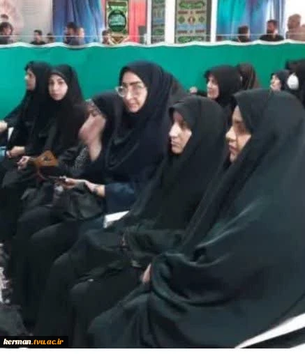 همزمان با آئین وداع با پیکر مطهر رهبر شهید انقلاب؛
حضور دانشگاهیان دانشگاه ملی مهارت واحد استانی کرمان در ویژه‌برنامه آقای شهید ایران و تجدید میثاق با آرمان‌ های والای رهبر شهید انقلاب 2