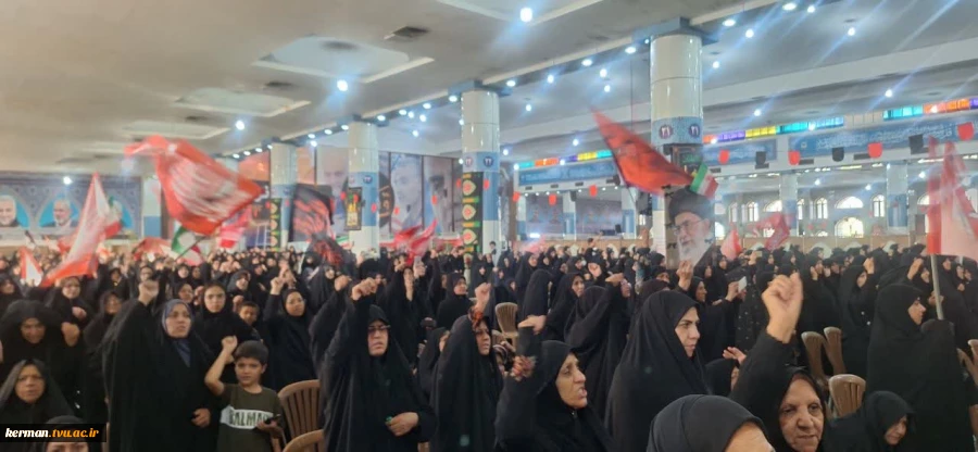 حضور دانشگاهیان ملی مهارت واحد استانی کرمان در آیین بزرگداشت آقای شهید ایران 7