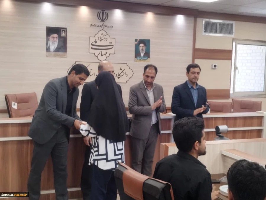 تقدیر از برگزیدگان مسابقات علمی و مهارتی دانشگاه ملی مهارت واحد استانی کرمان 7