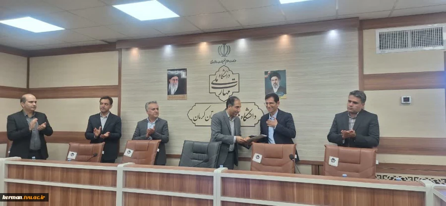 طی حکمی از سوی رئیس دانشگاه ملی مهارت واحد استانی کرمان:
معاون مالی و اداری واحد استانی کرمان، منصوب شد 3