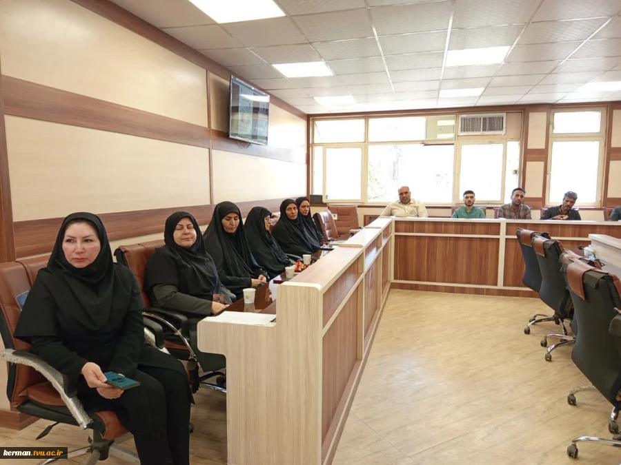 تأکید رئیس دانشگاه ملی مهارت واحد استانی کرمان بر اهمیت زنده نگه داشتن یاد و نام شهدا و روایتگری دفاع مقدس 6