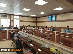 تأکید رئیس دانشگاه ملی مهارت واحد استانی کرمان بر اهمیت زنده نگه داشتن یاد و نام شهدا و روایتگری دفاع مقدس 7