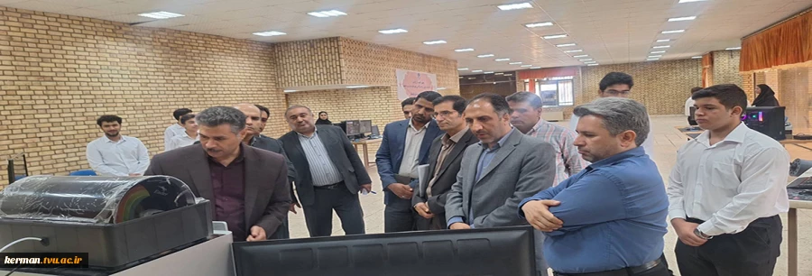 با هدف آشنایی دانشجویان با فناوری‌های نوین و فرصت‌های نوظهور بازار کار برگزار شد:
رویداد تخصصی چشم‌انداز آینده شغلی 2